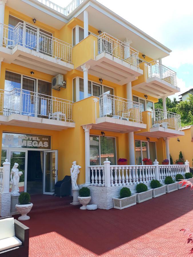 Hotel Megas Bankja Exterior foto